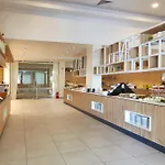 Marvel - Fully Renovated Free Access ホテル 4*