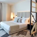 Marvel - Fully Renovated Free Access 4* サニービーチ