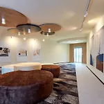 ホテル Marvel - Fully Renovated Free Access