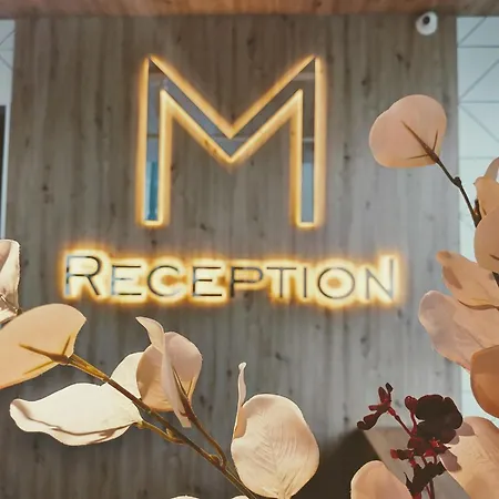 Hotel Marvel - Fully Renovated Free Beach Access 4*