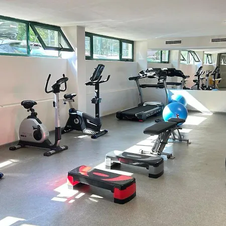 Hotel Marvel - Fully Renovated Free Beach Access
