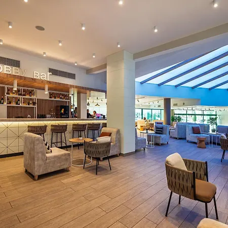 Ξενοδοχείο Marvel - Fully Renovated Free Access 4*