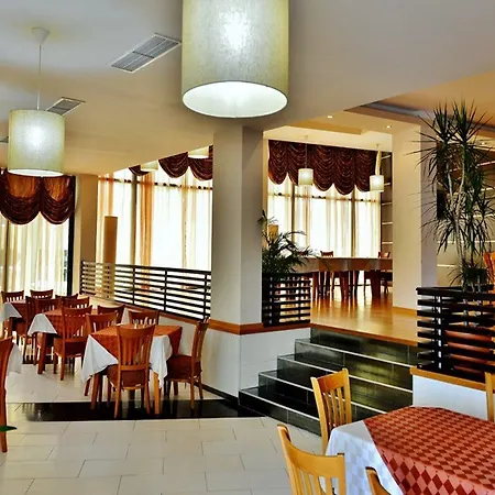 Hotel Marvel - Fully Renovated Free Access