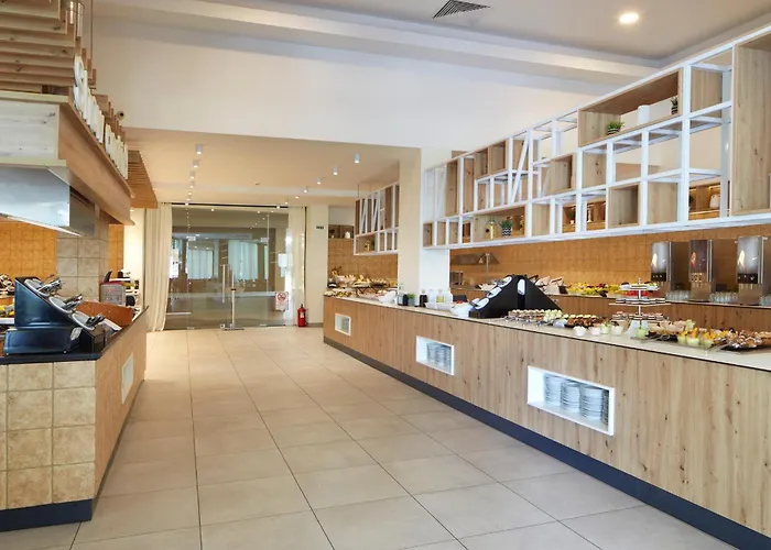 Marvel - Fully Renovated Free Access Hotel 4*