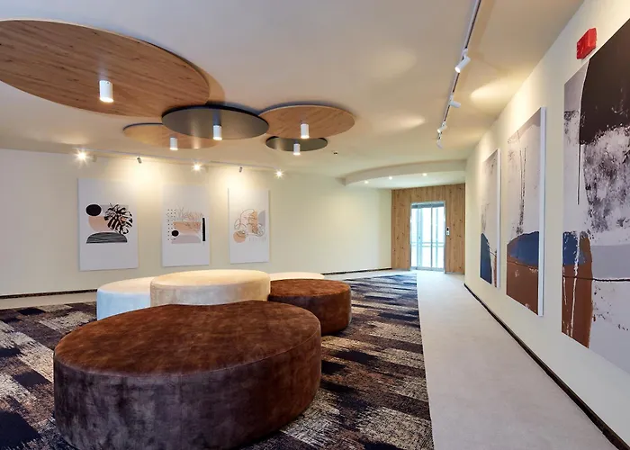 Hotel Marvel - Fully Renovated Free Access