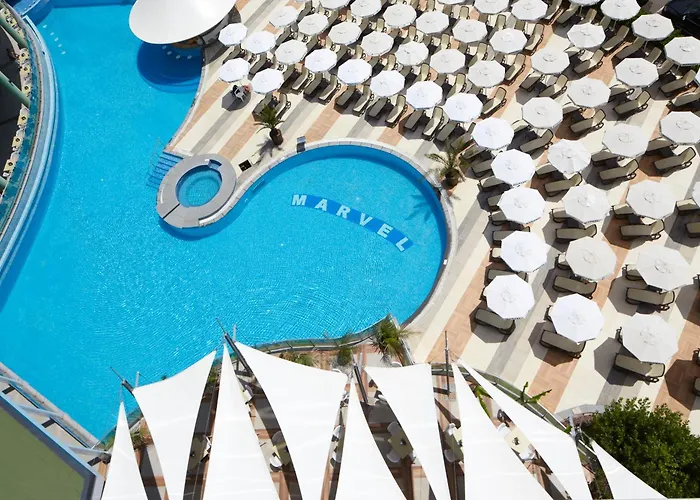 Marvel - Fully Renovated Free Access Sunny Beach