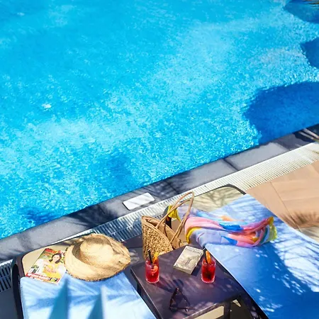 Marvel - Fully Renovated Free Access 4* サニービーチ