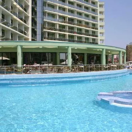 Marvel - Fully Renovated Free Access 4*