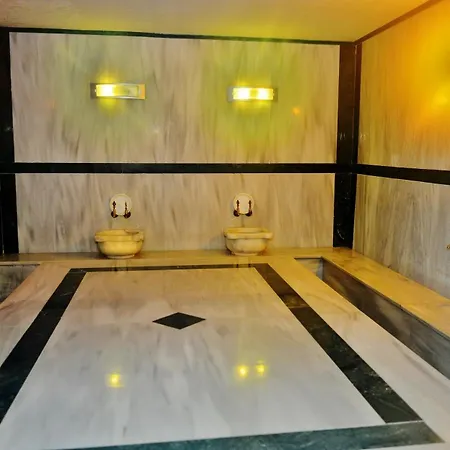 Hotel Marvel - Fully Renovated Free Beach Access
