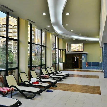 Hotel Marvel - Fully Renovated Free Beach Access