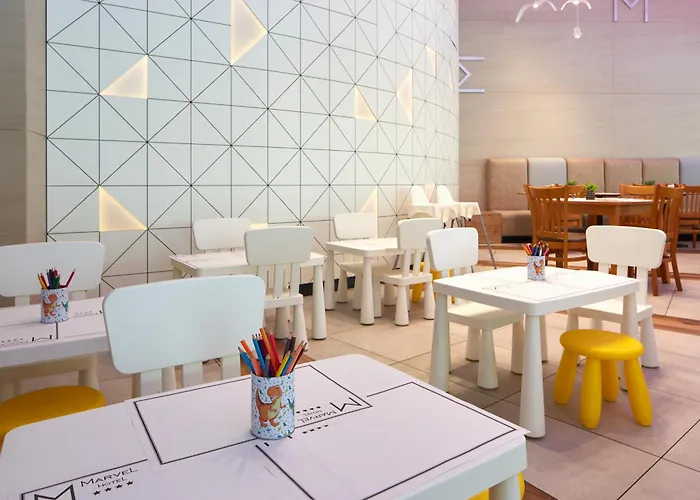 Marvel - Fully Renovated Free Access 阳光海滩