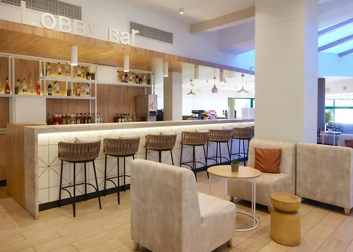 Marvel - Fully Renovated Free Access 酒店